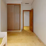 Alquilo 5 dormitorio apartamento de 98 m² en Alicante