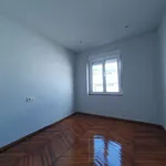 Alquilo 4 dormitorio casa de 113 m² en Grau / Grado