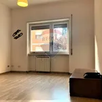 Affitto 3 camera appartamento di 97 m² in Roma