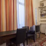 Rent 1 bedroom apartment of 140 m² in Paris