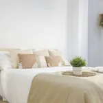 Rent a room of 120 m² in valencia