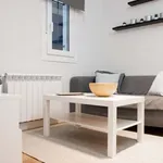 Rent 4 bedroom apartment of 52 m² in Madrid