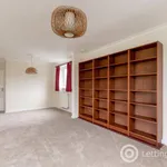 Rent 3 bedroom flat in Edinburgh