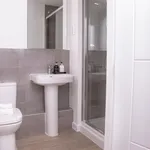 Rent 2 bedroom flat in Farnham