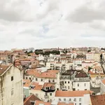 Rent 3 bedroom apartment of 120 m² in Lisbon