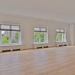 Huur 6 slaapkamer appartement van 252 m² in Den Haag