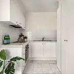 Rent 1 bedroom apartment in Essendon