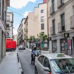 Rent a room of 130 m² in madrid