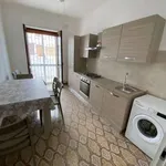 Rent 3 bedroom house of 90 m² in Bari