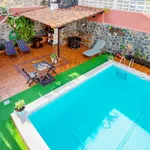 Rent 3 bedroom house of 245 m² in San Cristóbal de La Laguna