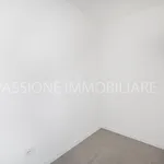 Affitto 4 camera appartamento di 201 m² in Brescia