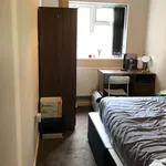 Rent 6 bedroom house in West Midlands