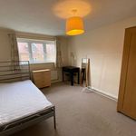 Rent 2 bedroom flat in South East England