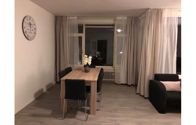 Huur 4 slaapkamer appartement van 88 m² in Centrum-Delfzijl