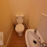 Rent 6 bedroom house in West Midlands