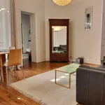 Appartement de 60 m² avec 2 chambre(s) en location à Paris 17