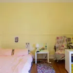 Rent a room in lisbon