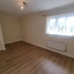 Rent 3 bedroom flat in Wales