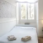 Rent 2 bedroom apartment of 80 m² in Florence