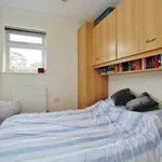 Flat to rent in Knaphill, Woking, Surrey GU21