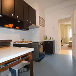 Rent 3 bedroom apartment of 152 m² in Genoa