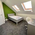 Rent 5 bedroom flat in West Midlands