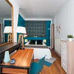 Rent a room of 117 m² in Paris