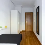 Rent a room of 130 m² in Madrid