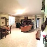 Rent 6 bedroom house of 200 m² in Borgofranco d'Ivrea