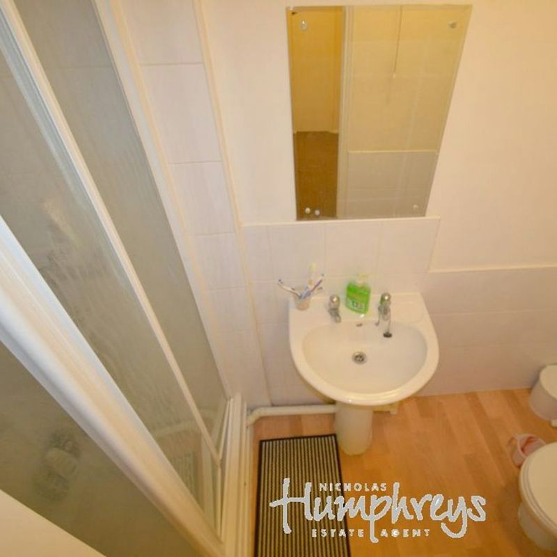 5 Bedroom Property For Rent in Hatfield - £2,150 pcm