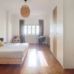 Rent a room in lisbon