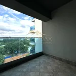 Rent 3 bedroom apartment of 70 m² in Bucharest