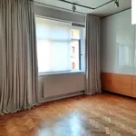 Pronajměte si 2 ložnic/e byt o rozloze 77 m² v Praha