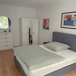 Miete 3 Schlafzimmer wohnung von 80 m² in Frankfurt