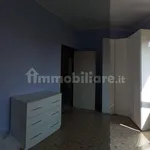 Affitto 5 camera appartamento di 122 m² in Alessandria