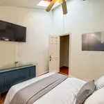 Rent 3 bedroom apartment in Queens