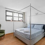 Rent 4 bedroom apartment in Milan