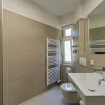 Rent 2 bedroom apartment of 65 m² in Berlin