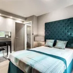 Rent 3 bedroom apartment in London