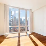 Rent 2 bedroom apartment of 116 m² in New York