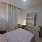 Rent a room of 80 m² in madrid