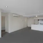 Rent 2 bedroom apartment in Melbourne