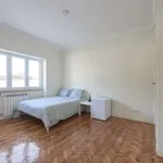 Rent a room in lisbon