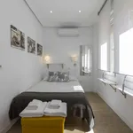 Rent 2 bedroom apartment of 65 m² in madrid