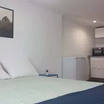 Rent 2 bedroom apartment of 25 m² in Lisboa