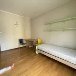 Rent a room in milan