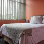 Rent 1 bedroom apartment in Johannesburg