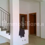 Single family villa, good condition, 250 m², Rometta