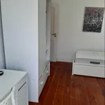 Rent 4 bedroom apartment in Lisbon