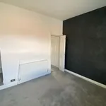 Rent 2 bedroom flat in West Midlands